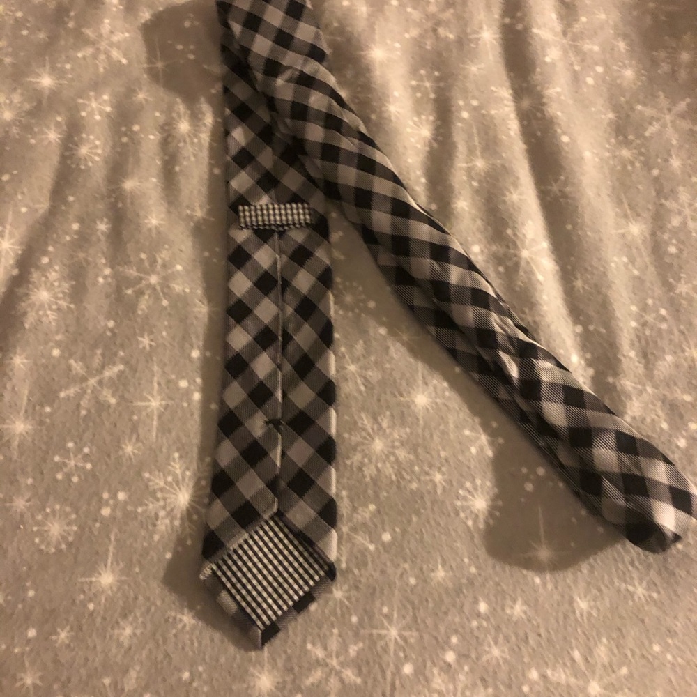 Styling Designer Men’s checkered Tie